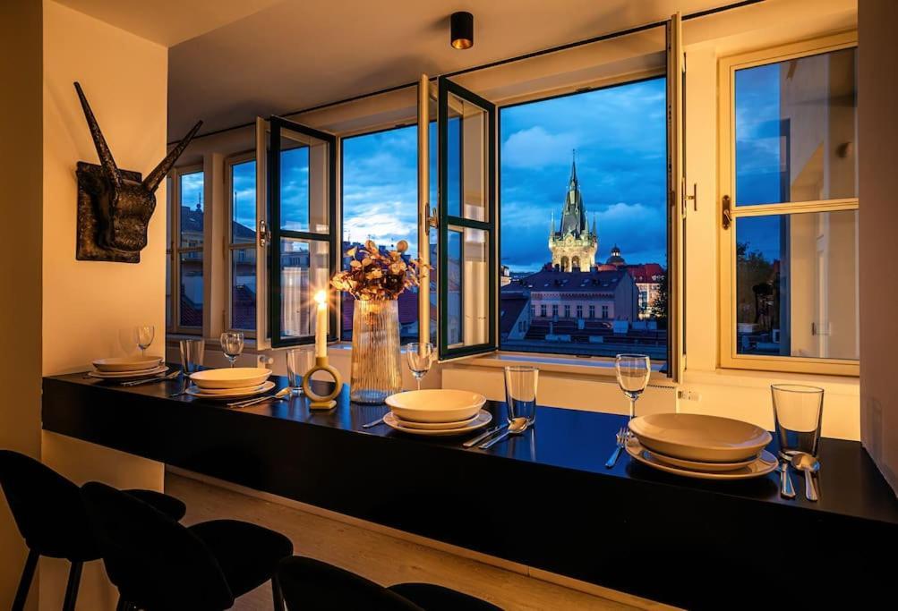 4br & 2,5bath Heritage Panorama With Terrace * Prague