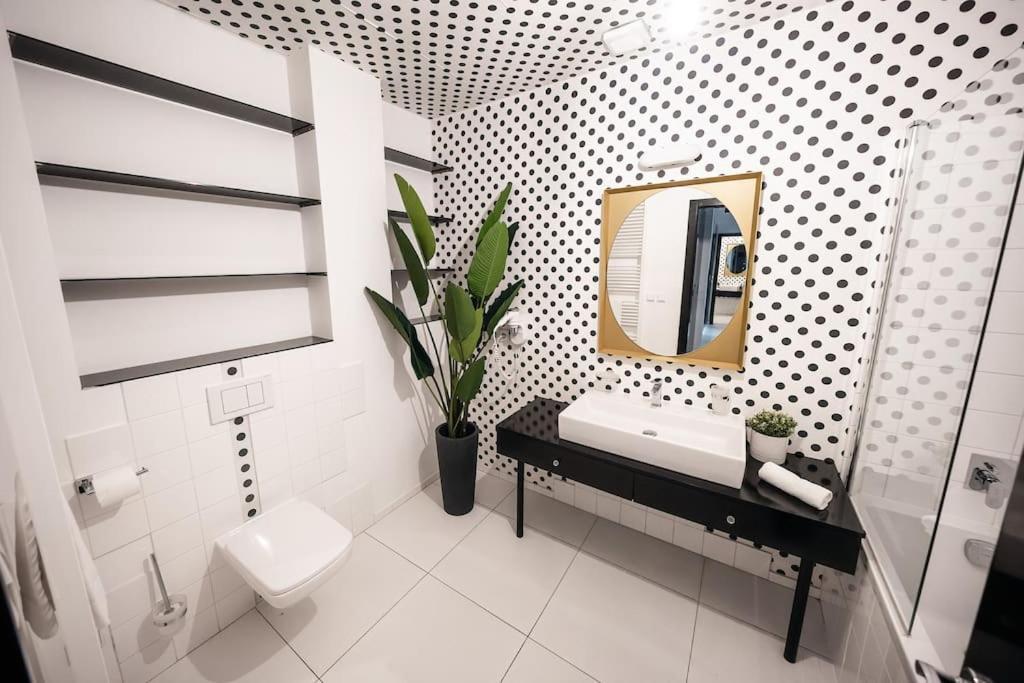 4br & 2,5bath Heritage Panorama With Terrace Apartment Prague
