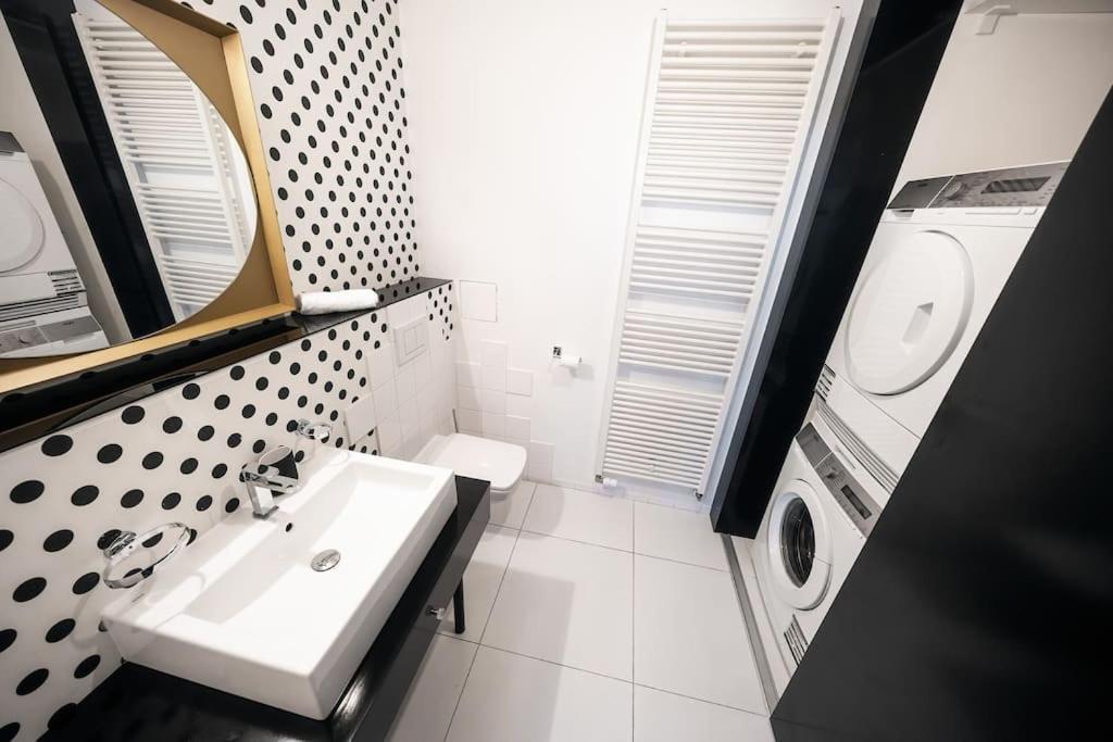 4br & 2,5bath Heritage Panorama With Terrace Praag